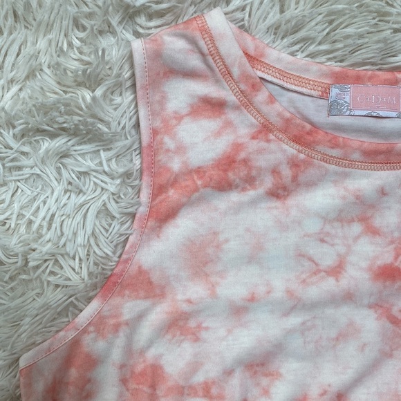 C+D+M Sleeveless Top ๐ Coral & White - Picture 5 of 12